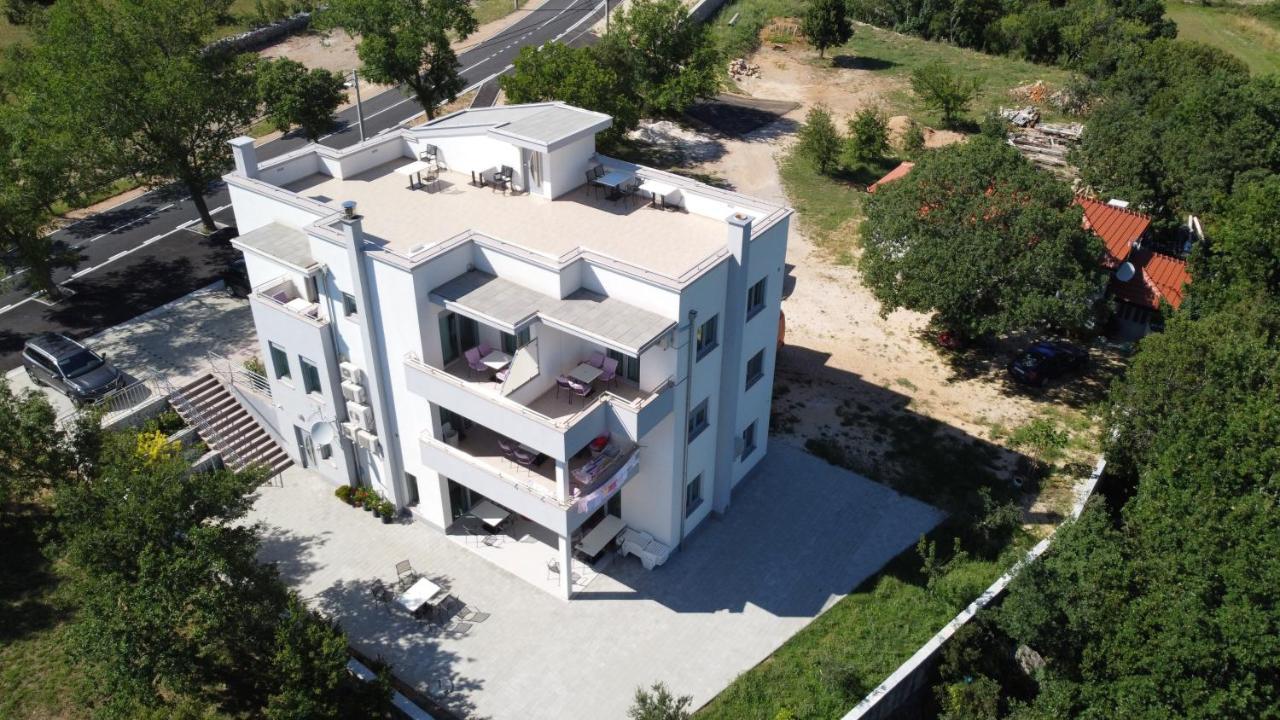 סטאריגרד-פקלניצה Apartment Anica Kuk מראה חיצוני תמונה